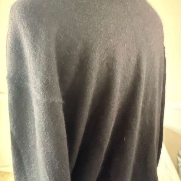 Clan Douglas Men’s Cashmere Crewneck Sweater, Black, M - Picture 5 of 5